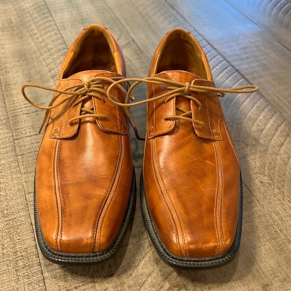 Red Wing men’s classic lace up oxford shoes